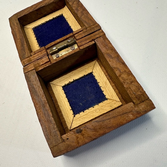 VTG 70s Handcrafted Carved Wooden Box Abalone Shell Star Small Lined India - Picture 2 of 5